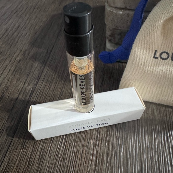 Louis Vuitton Attrape- Reeves Eau de Parfum vials. - Picture 2 of 8